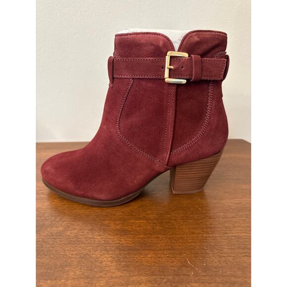 Diba Sleek Burgundy Suede Heeled Booties Size 6 New - Picture 2 of 7